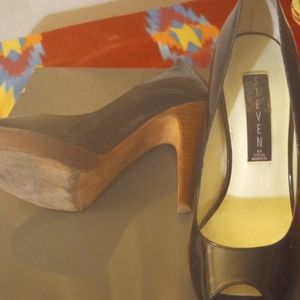 Steve Madden, 5.5 size, floor shine, Black